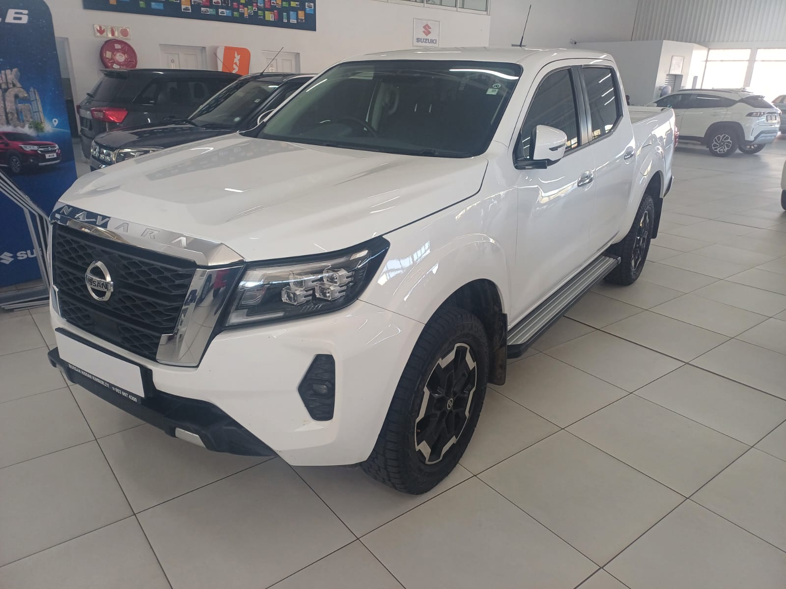 NISSAN NAVARA 2.5DDTI LE A/T D/C P/U for Sale in South Africa