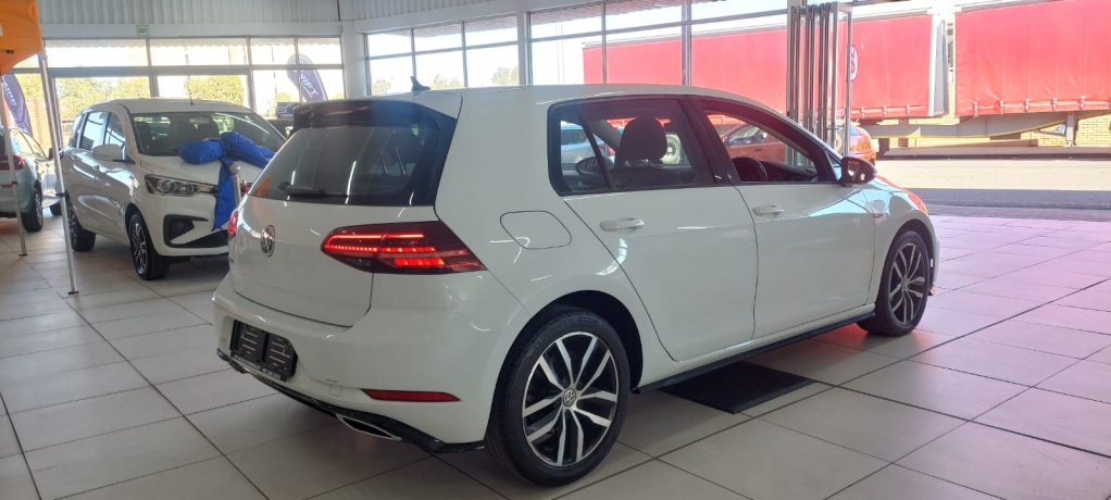 Used car gallery