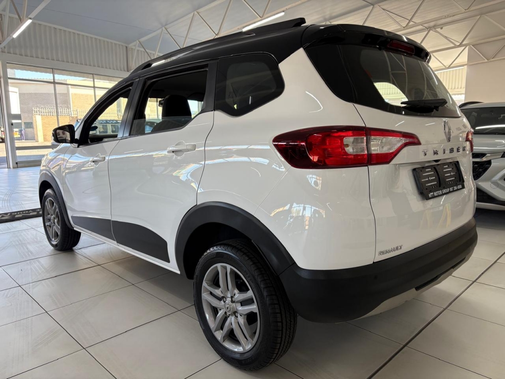 Used car gallery