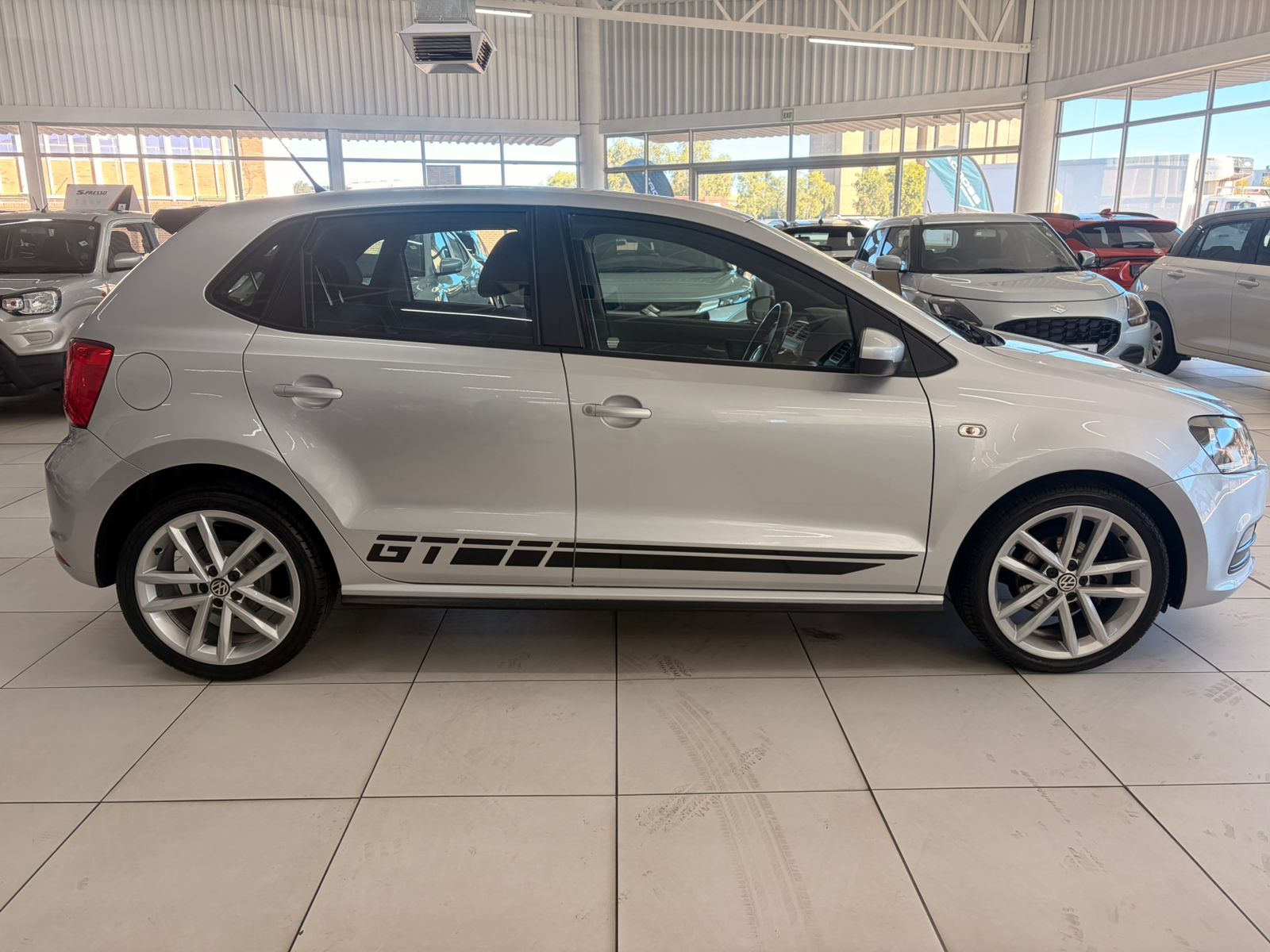 Used car gallery