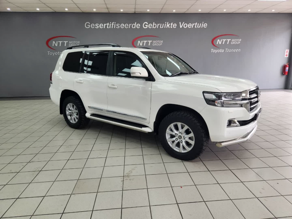 TOYOTA LAND CRUISER 200 V8 4.5D VX-R  for Sale in South Africa