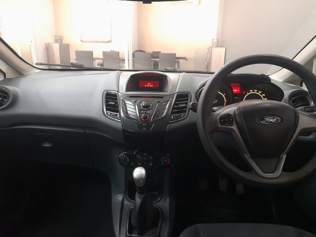 Used car gallery