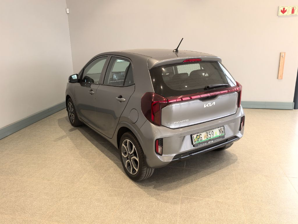Used car gallery