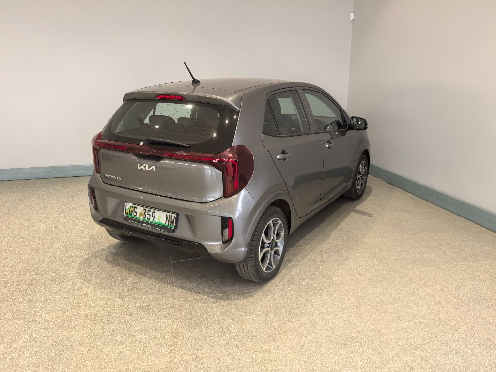 Used car gallery