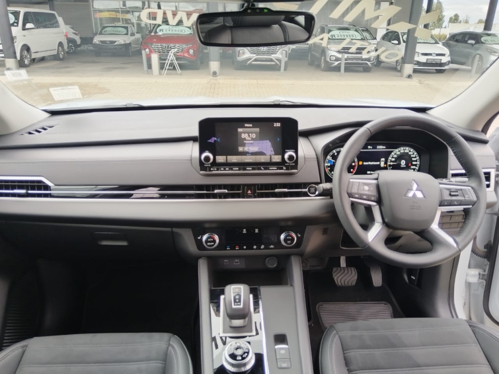 Used car gallery