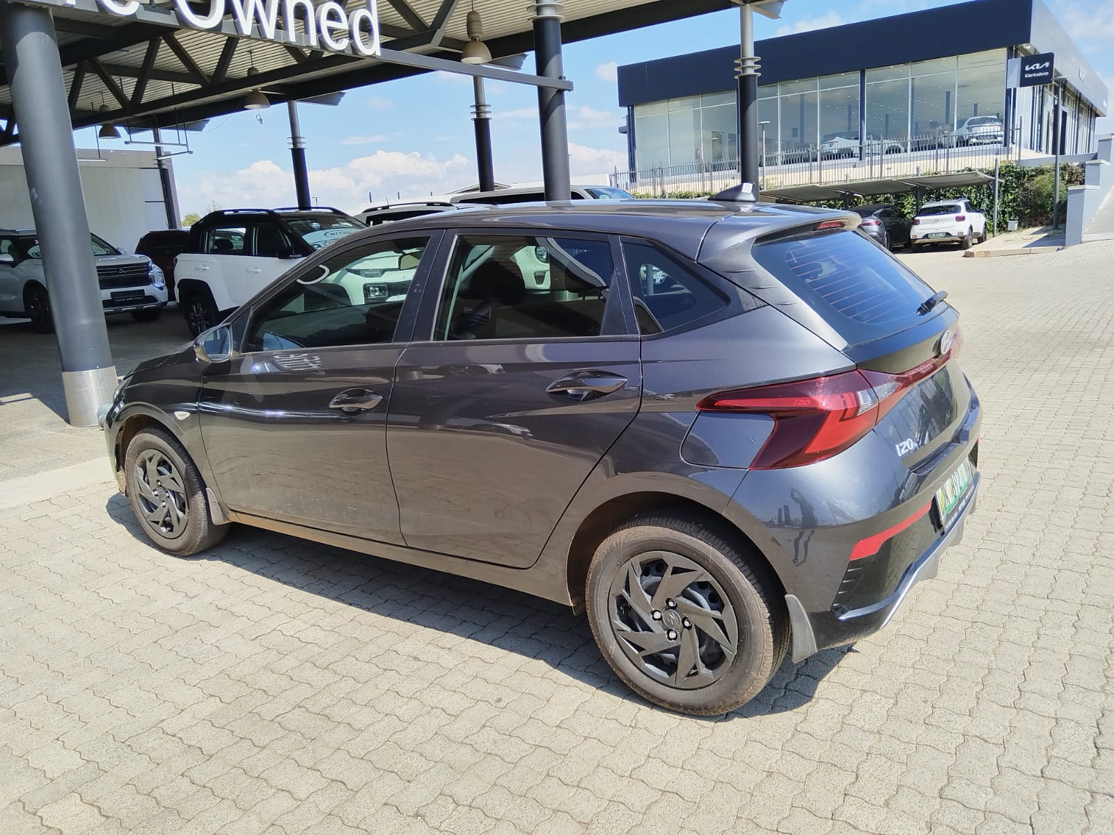 Used car gallery