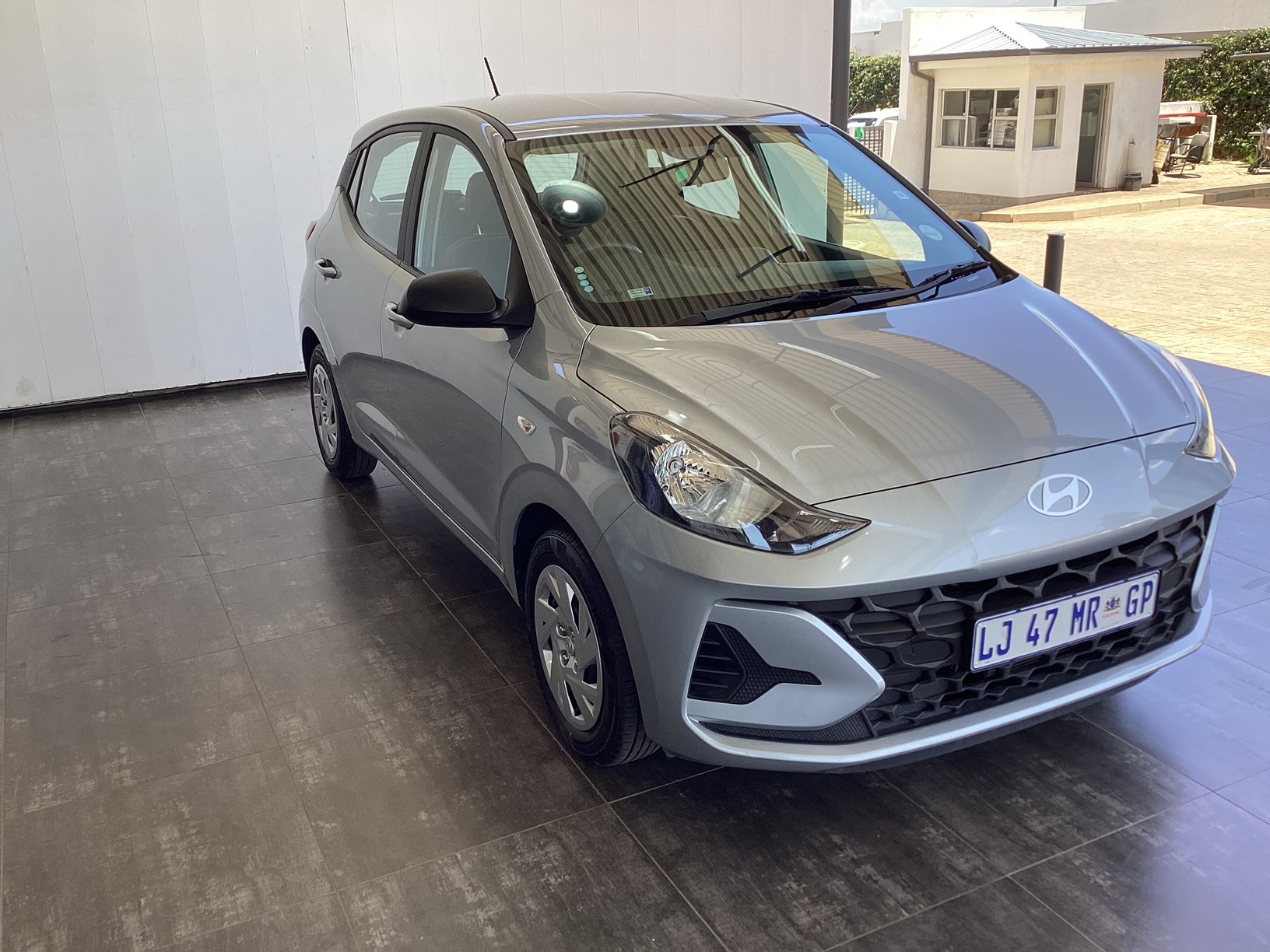 HYUNDAI GRAND i10 1.0 MOTIO for Sale in South Africa