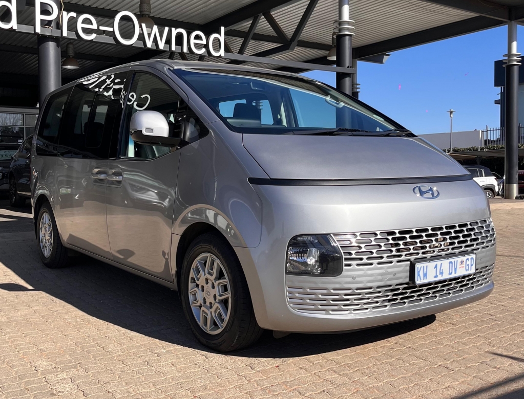 HYUNDAI STARIA 2.2D LUXURY  for Sale in South Africa