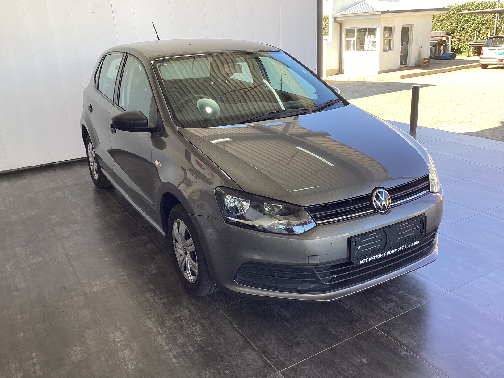 VOLKSWAGEN POLO VIVO 1.4 TRENDLINE for Sale in South Africa