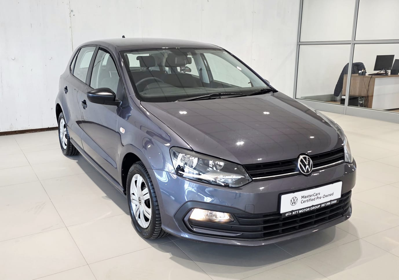 VOLKSWAGEN POLO VIVO 1.4 for Sale in South Africa