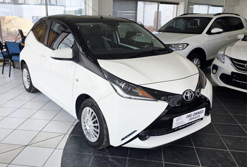 TOYOTA AYGO 1.0  X- PLAY for Sale in South Africa