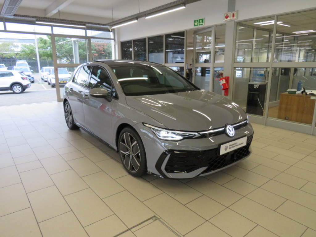 VOLKSWAGEN GOLF 1.4 TSI R-LINE + TIPTRONIC for Sale in South Africa