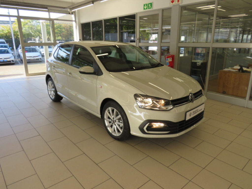 VOLKSWAGEN POLO VIVO 1.6 LIFE TIP for Sale in South Africa