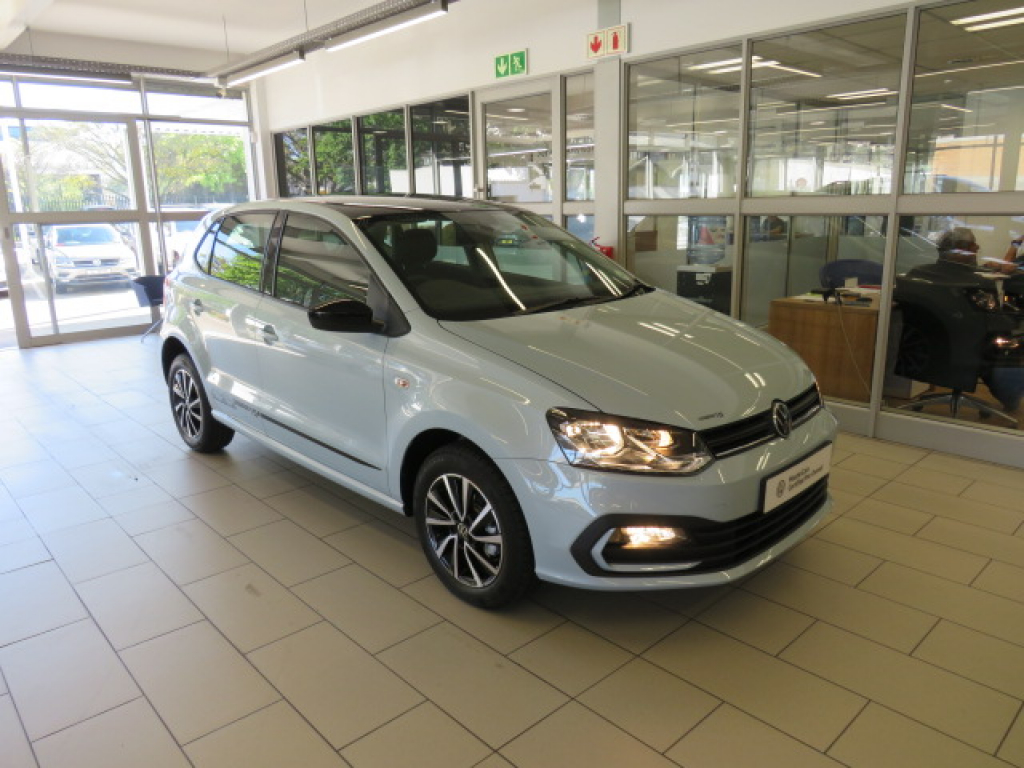 VOLKSWAGEN POLO VIVO 1.6 LIFE TIP for Sale in South Africa