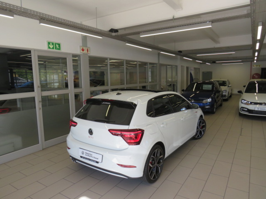 Used car gallery