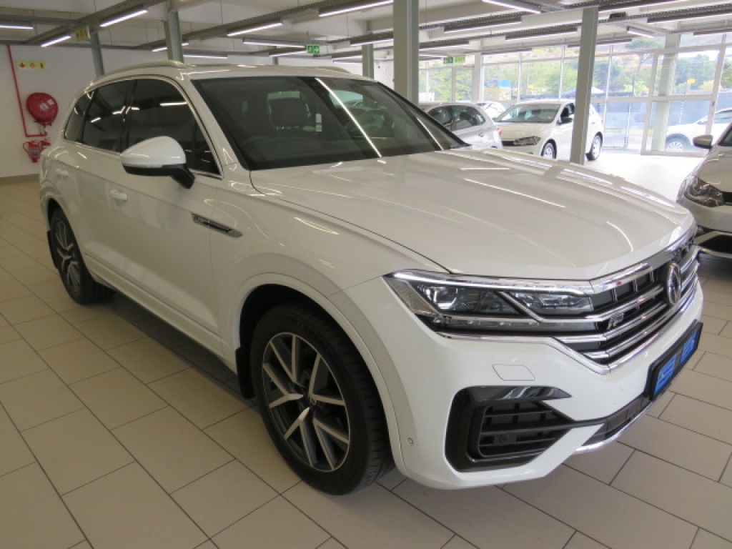 VOLKSWAGEN TOUAREG 3.0 TDI V6 EXECUTIVE for Sale in South Africa