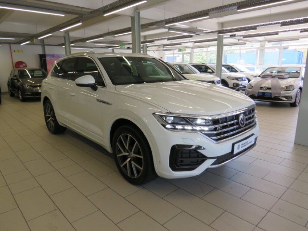 VOLKSWAGEN TOUAREG 3.0 TDI V6 EXECUTIVE for Sale in South Africa