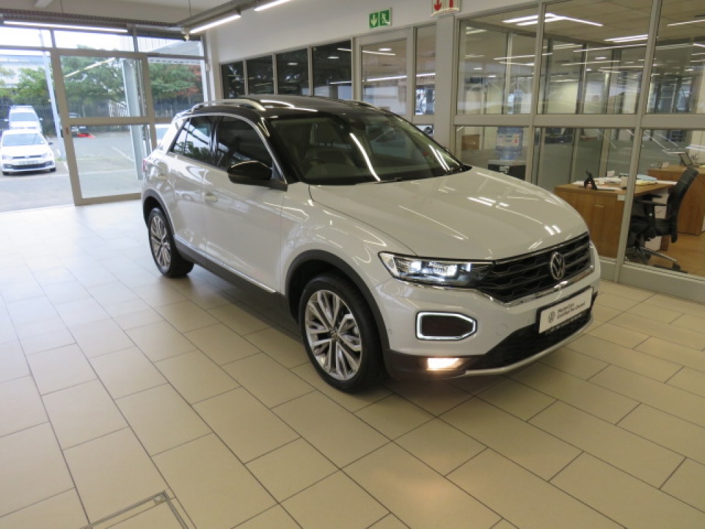 VOLKSWAGEN T-ROC 1.4 TSI DESIGN TIPTRONIC for Sale in South Africa