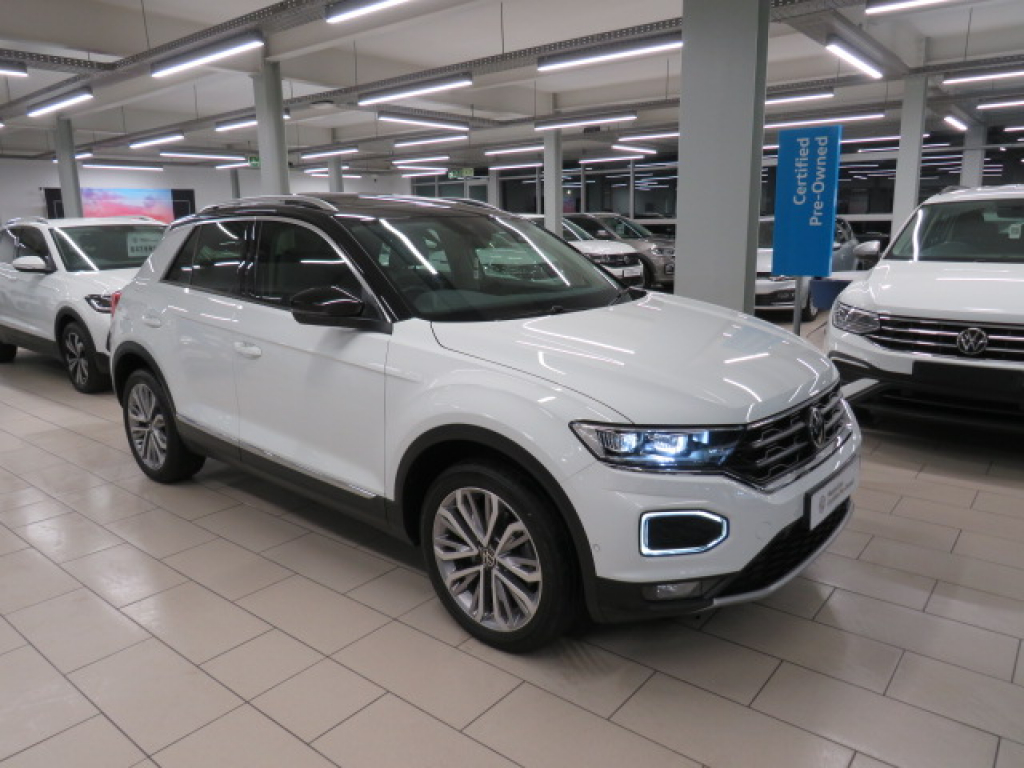 VOLKSWAGEN T-ROC 2.0 TSI DESIGN 4MOT DSG for Sale in South Africa