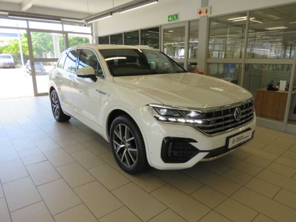 VOLKSWAGEN TOUAREG 3.0 TDI V6 EXECUTIVE for Sale in South Africa