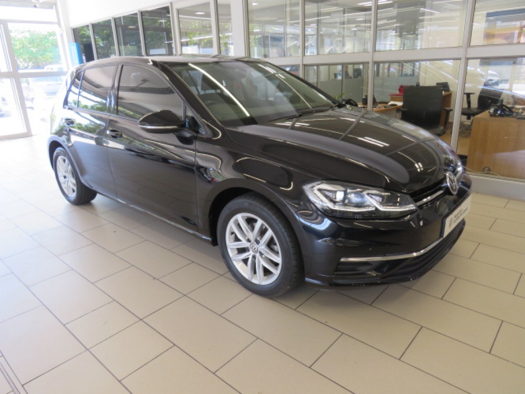 VOLKSWAGEN GOLF VII 1.0 TSI COMFORTLINE for Sale in South Africa