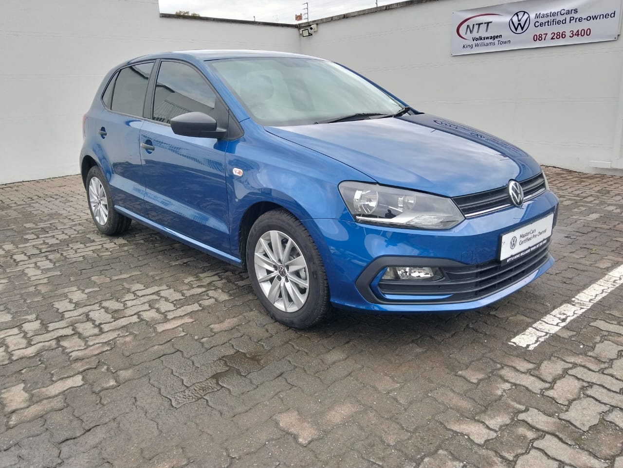 VOLKSWAGEN POLO VIVO 1.4 for Sale in South Africa
