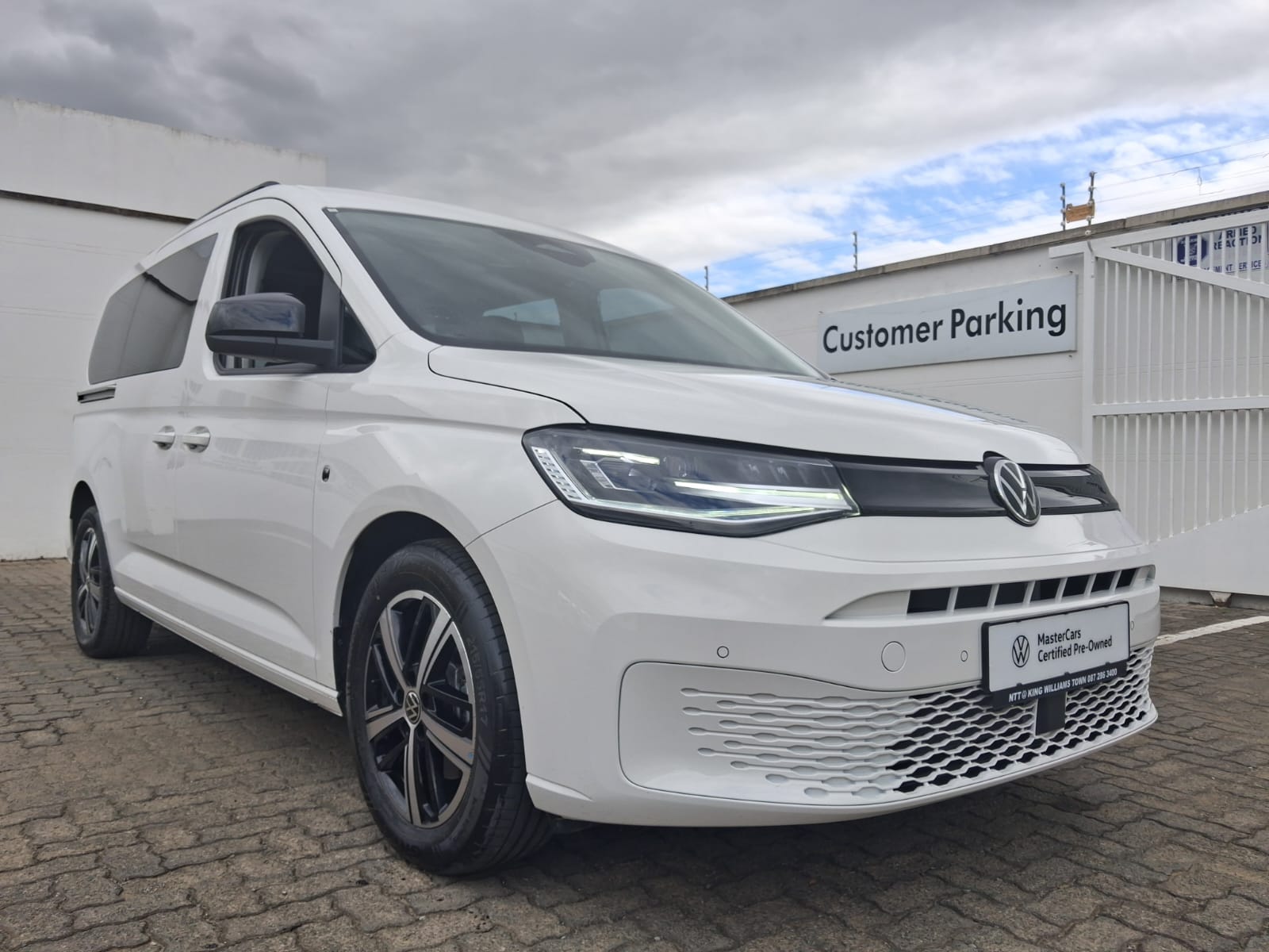 VOLKSWAGEN CADDY MAXI 2.0 TDi for Sale in South Africa