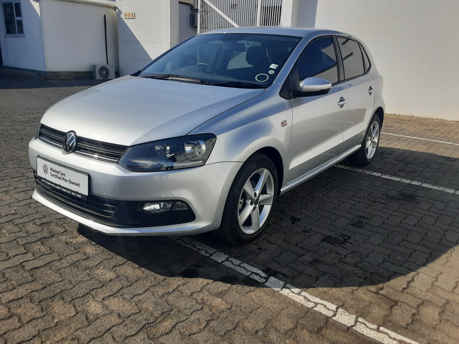 VOLKSWAGEN POLO VIVO 1.4 COMFORTLINE (5DR) for Sale in South Africa