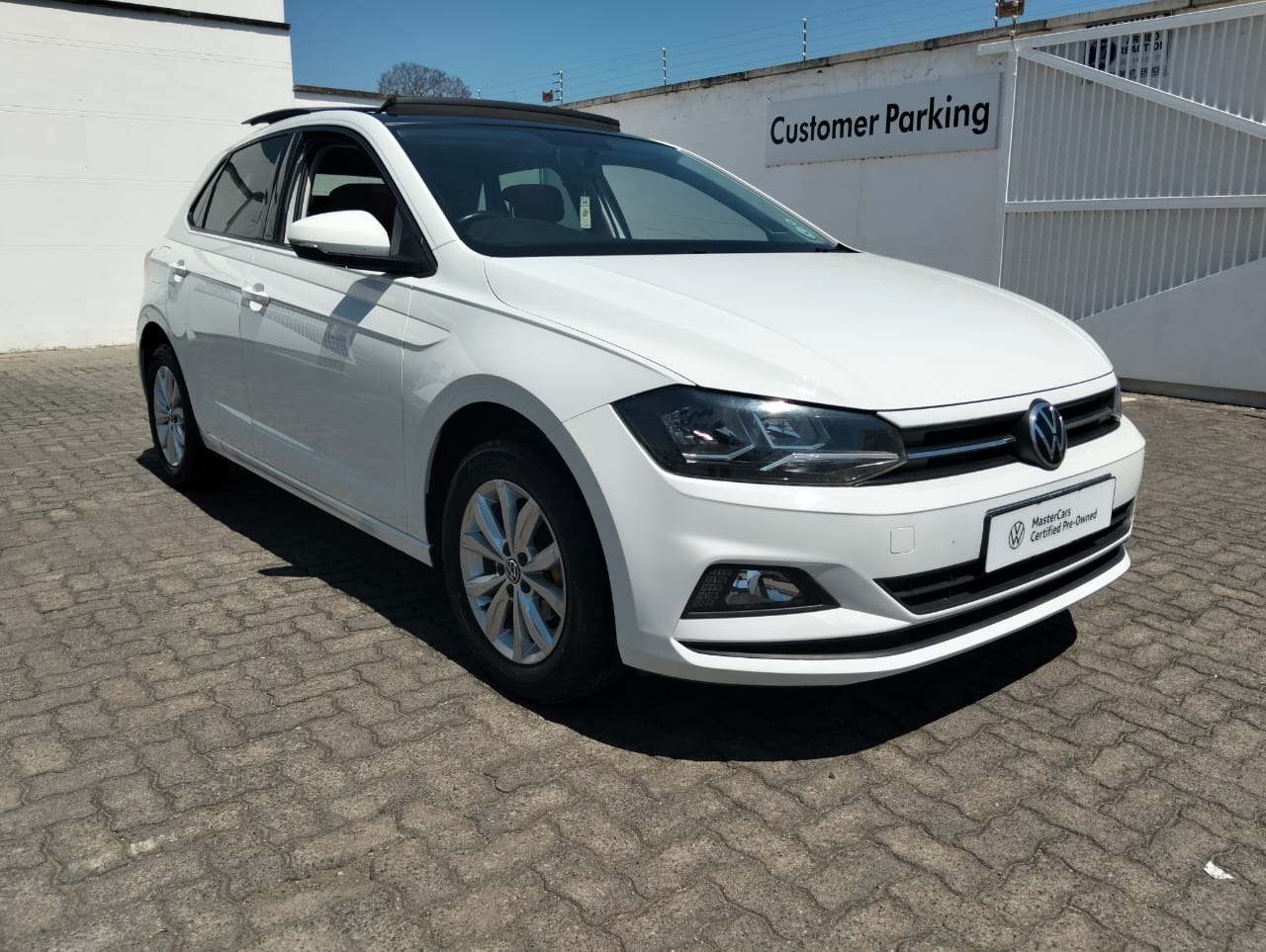 VOLKSWAGEN POLO 1.0 TSI COMFORTLINE for Sale in South Africa