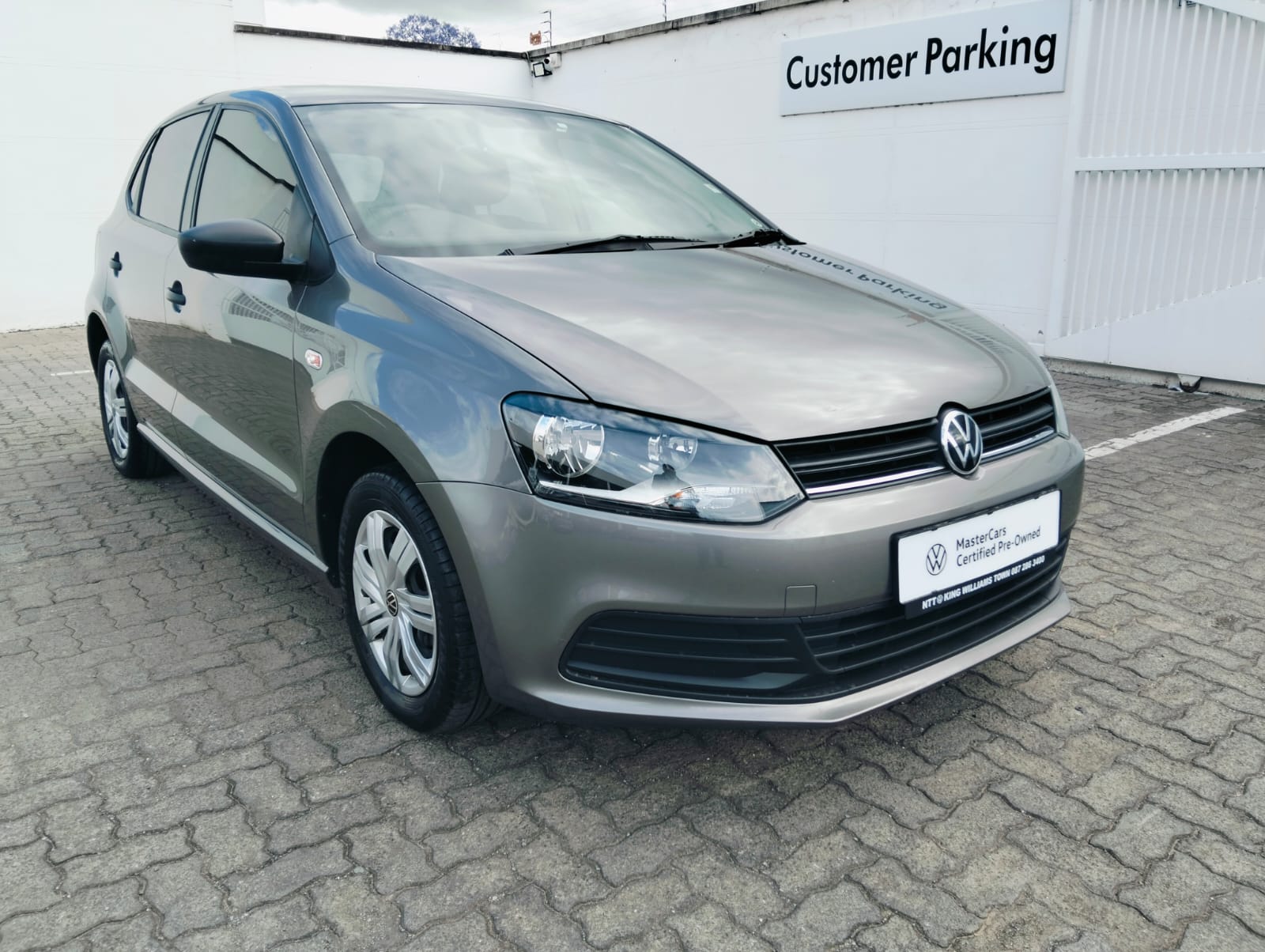 VOLKSWAGEN POLO VIVO 1.4 TRENDLINE for Sale in South Africa