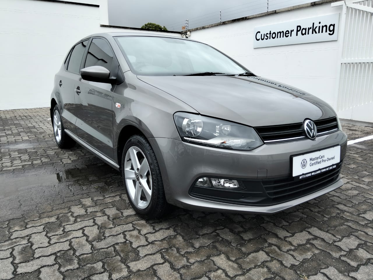 VOLKSWAGEN POLO VIVO 1.6 HIGHLINE for Sale in South Africa