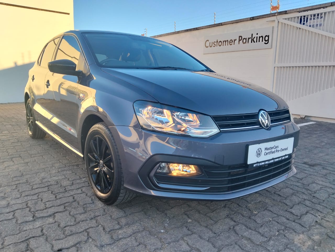 VOLKSWAGEN POLO VIVO 1.4 LIFE for Sale in South Africa