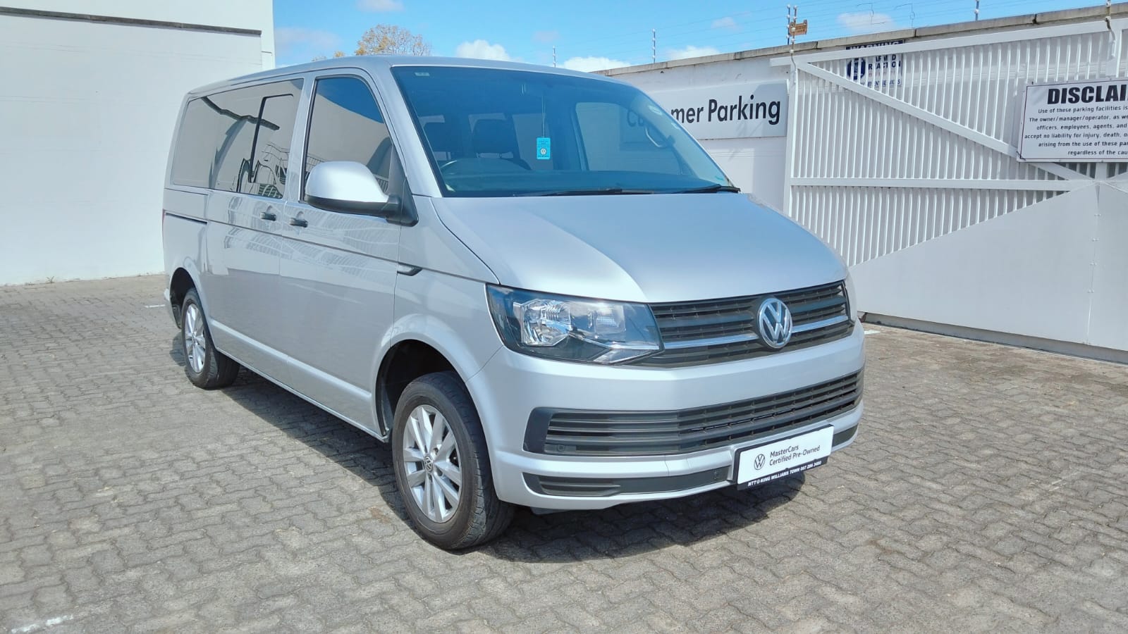 VOLKSWAGEN T6 KOMBI 2.0 TDi DSG 103kw (COMFORTLINE) for Sale in South Africa