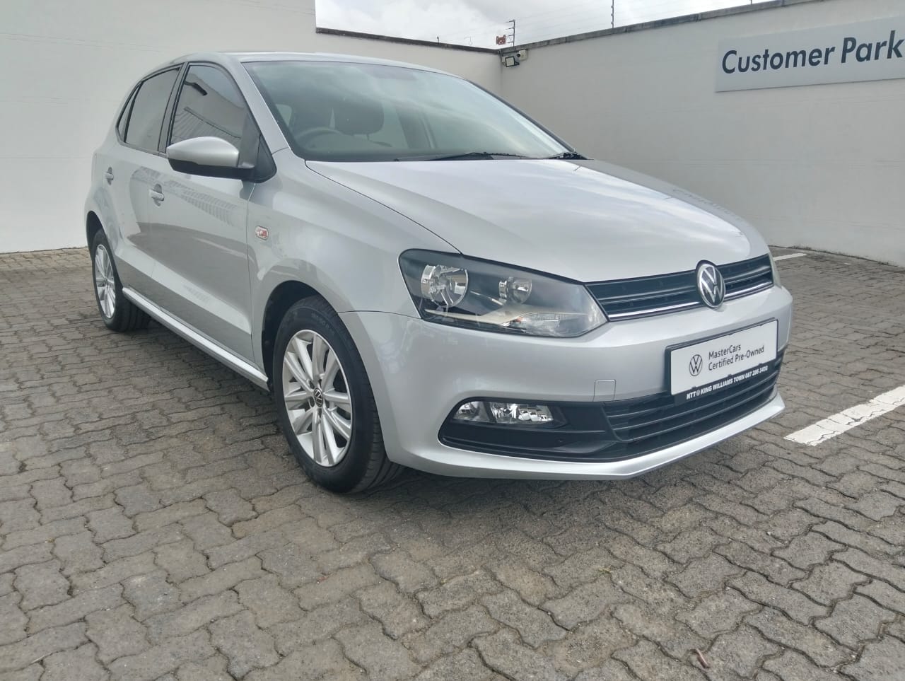 VOLKSWAGEN POLO VIVO 1.4 COMFORTLINE for Sale in South Africa