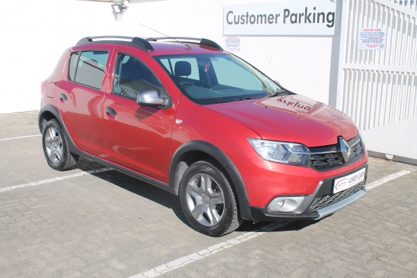 RENAULT SANDERO 900T STEPWAY EXPRESSION for Sale in South Africa