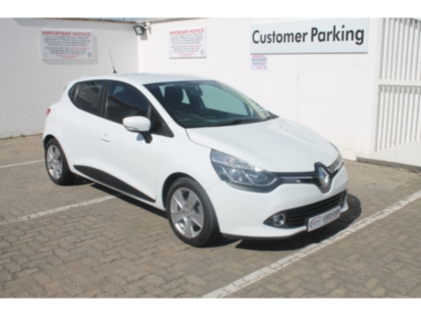 RENAULT CLIO IV 900 T EXPRESSION 5 for Sale in South Africa