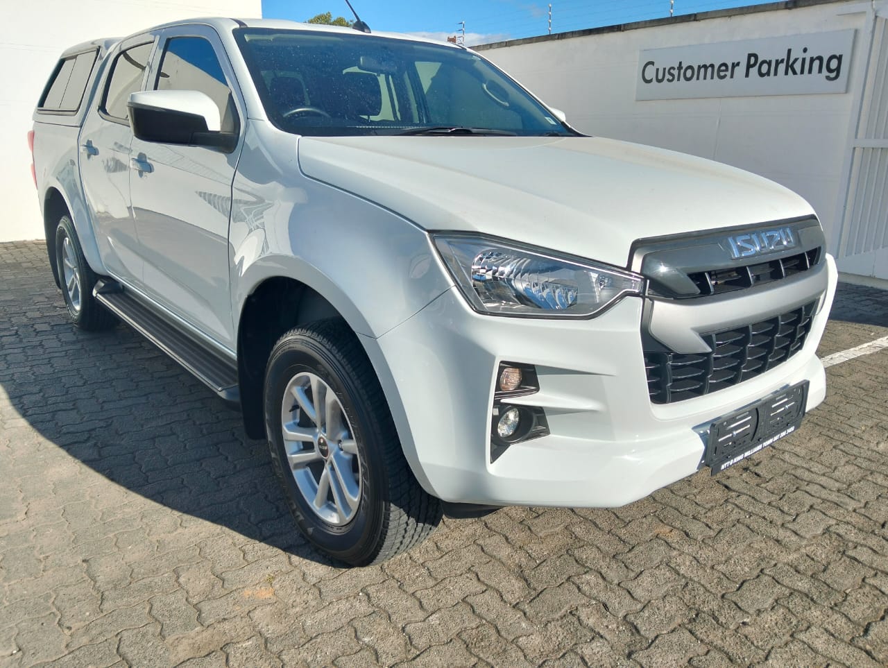 ISUZU D-MAX 1.9 Ddi LS 4X4  for Sale in South Africa