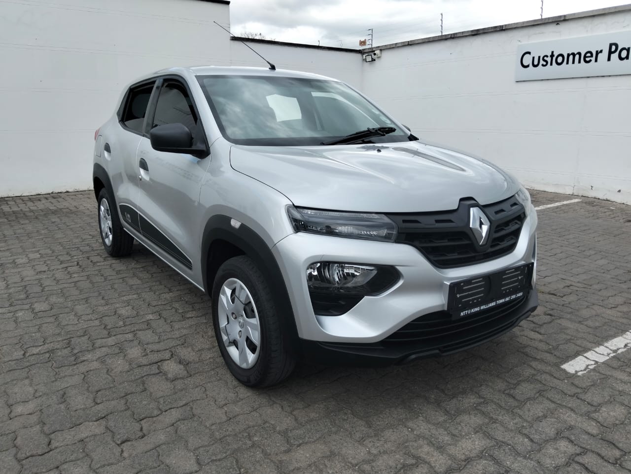 RENAULT KWID 1.0 DYNAMIQUE for Sale in South Africa