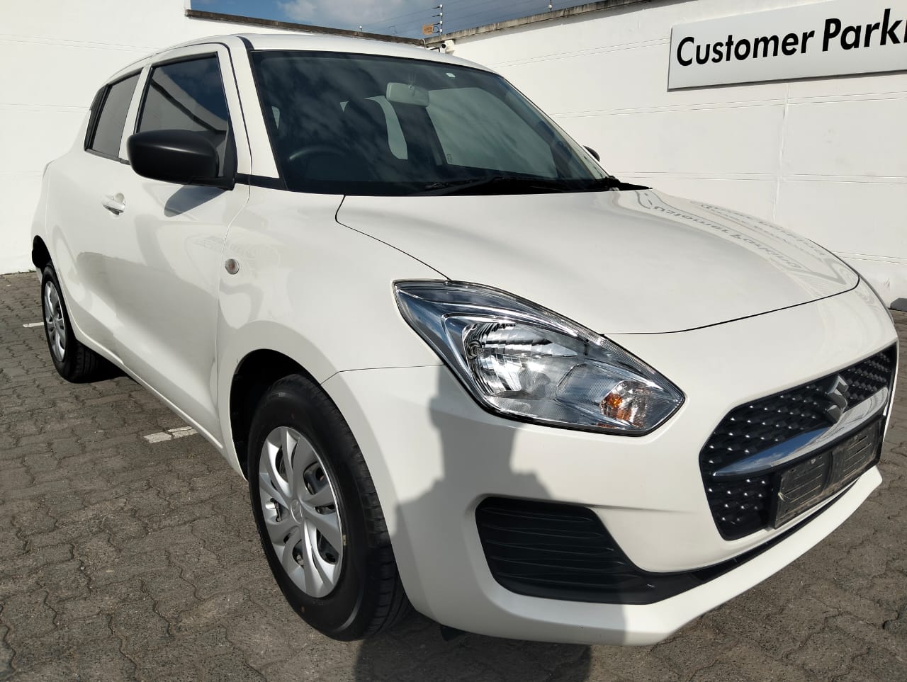 SUZUKI SWIFT 1.2 GA for Sale in South Africa