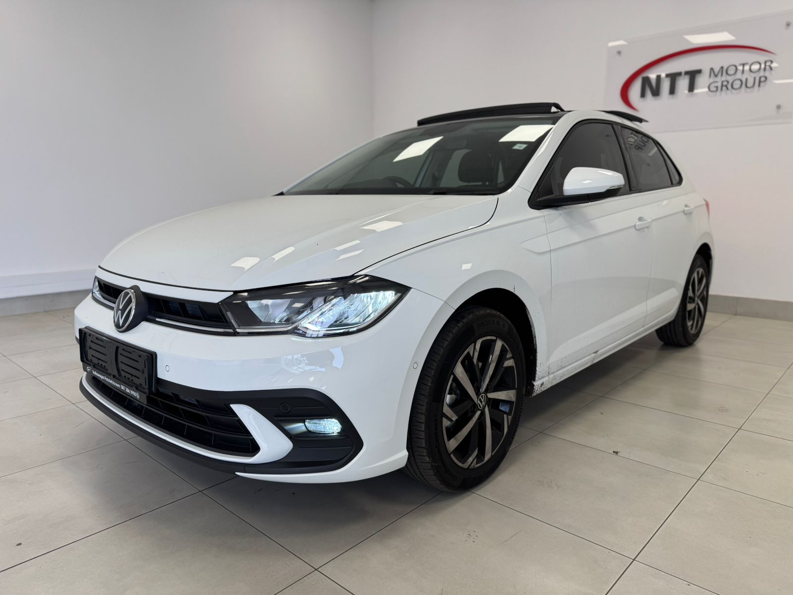VOLKSWAGEN POLO 1.0 TSI LIFE DSG for Sale in South Africa