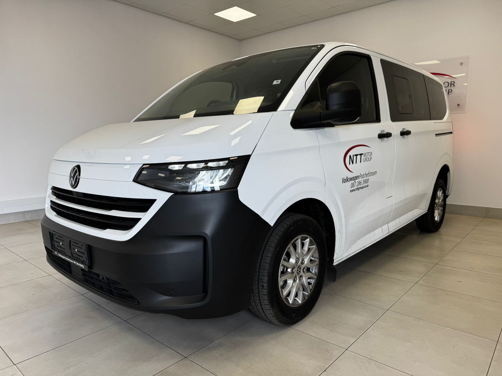 VOLKSWAGEN TRANSPORTER KOMBI 2.0 TDi COMMERCE  for Sale in South Africa