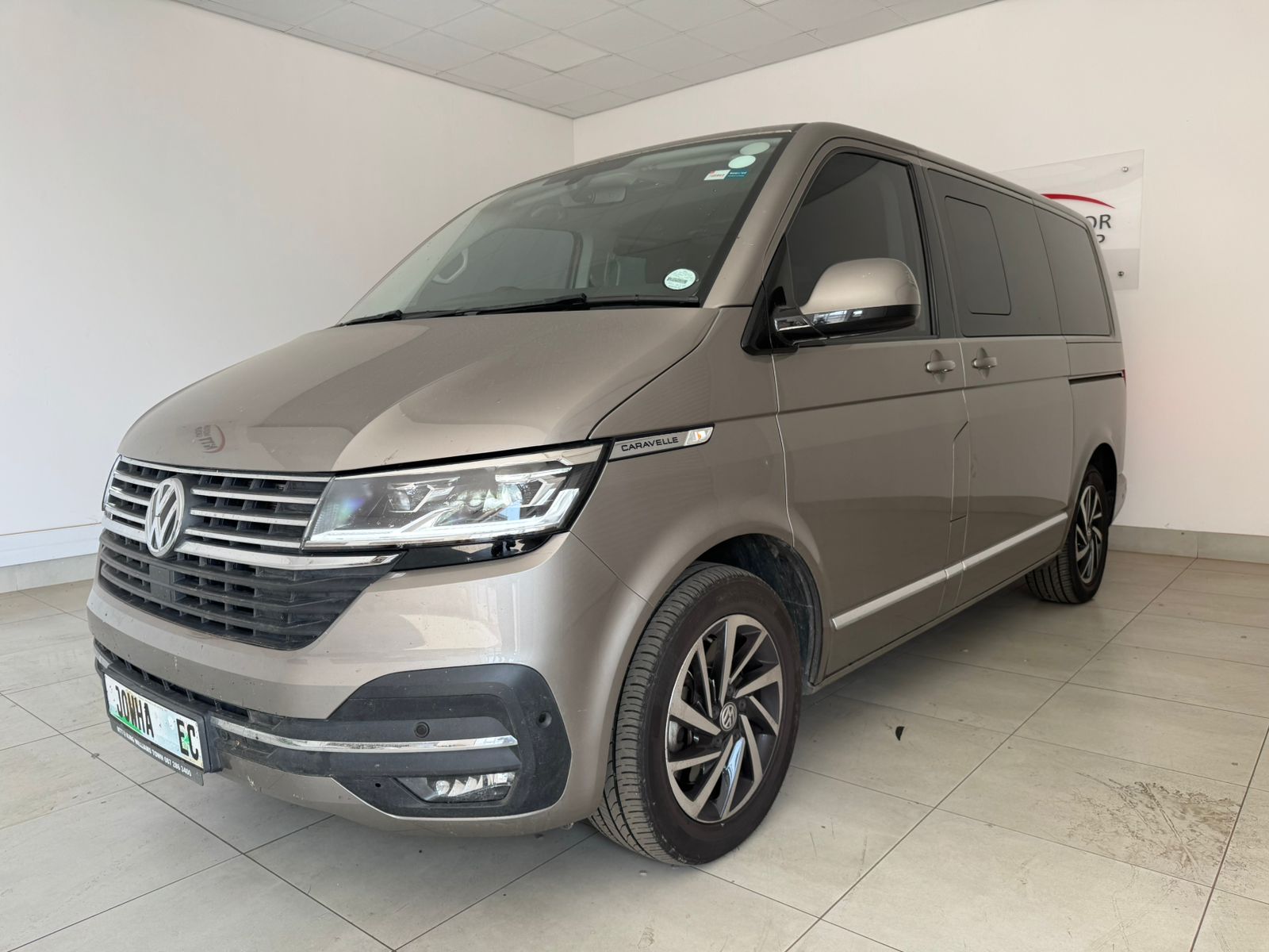 Volkswagen (VW) Caravelle T6.1 2.0 BiTDI Highline DSG 4 Motion (146kW)