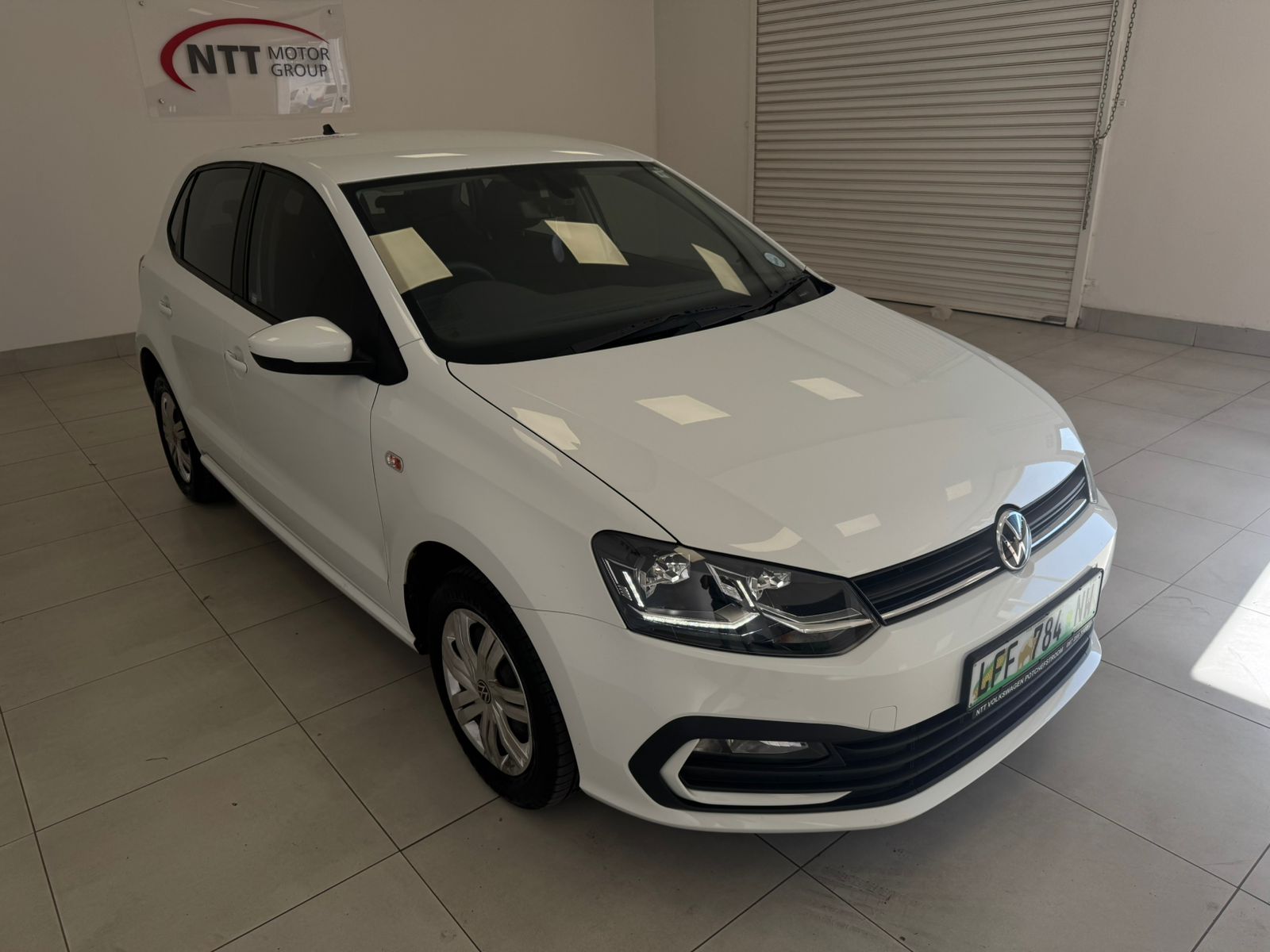 VOLKSWAGEN POLO VIVO 1.4 LIFE for Sale in South Africa