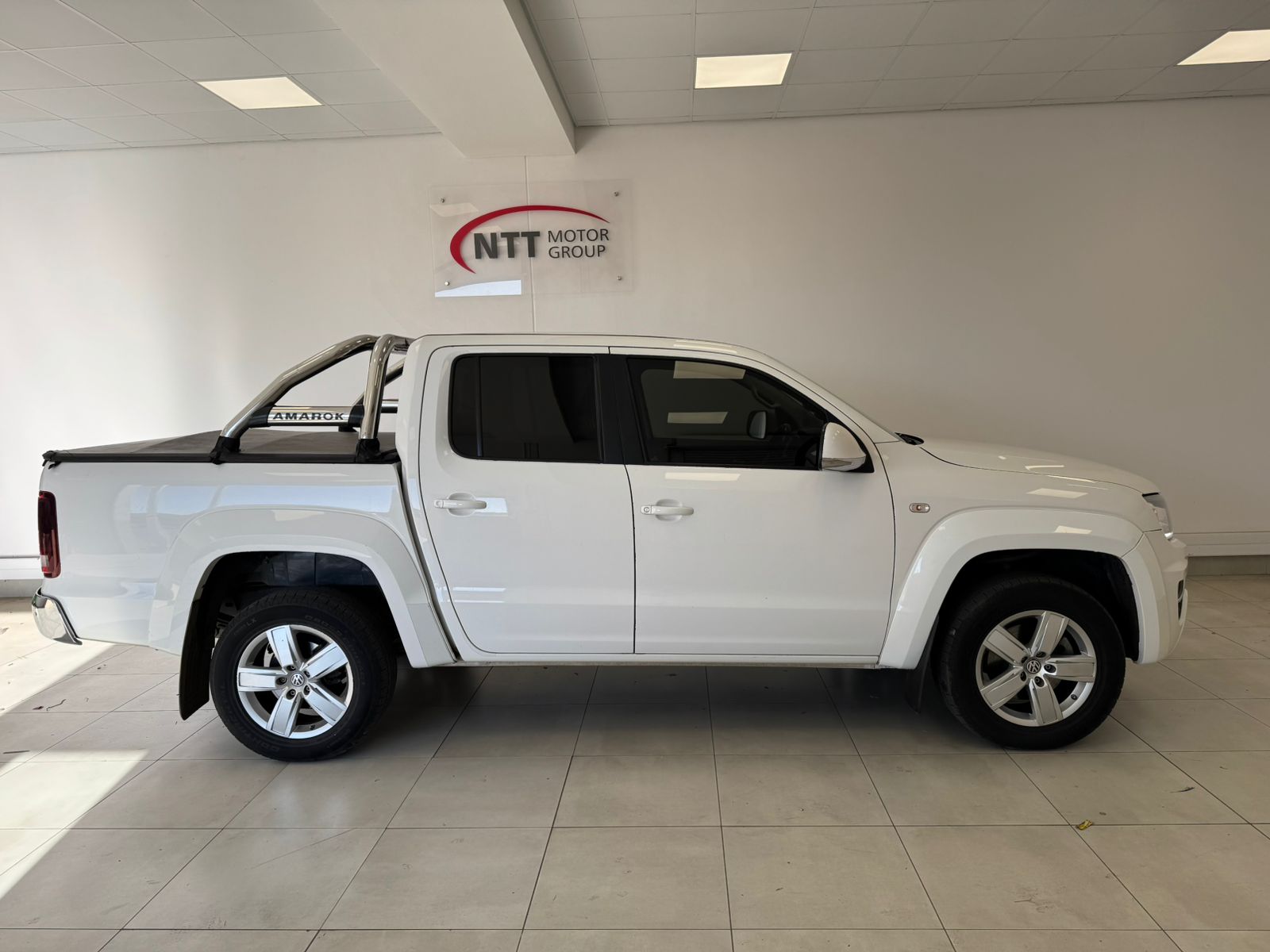 Used car gallery