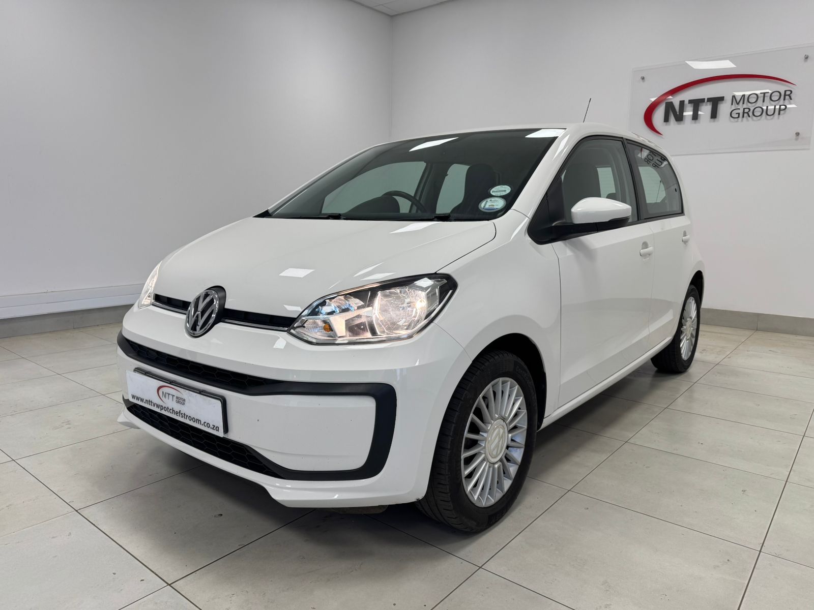 VOLKSWAGEN MOVE UP! 1.0 5DR for Sale in South Africa
