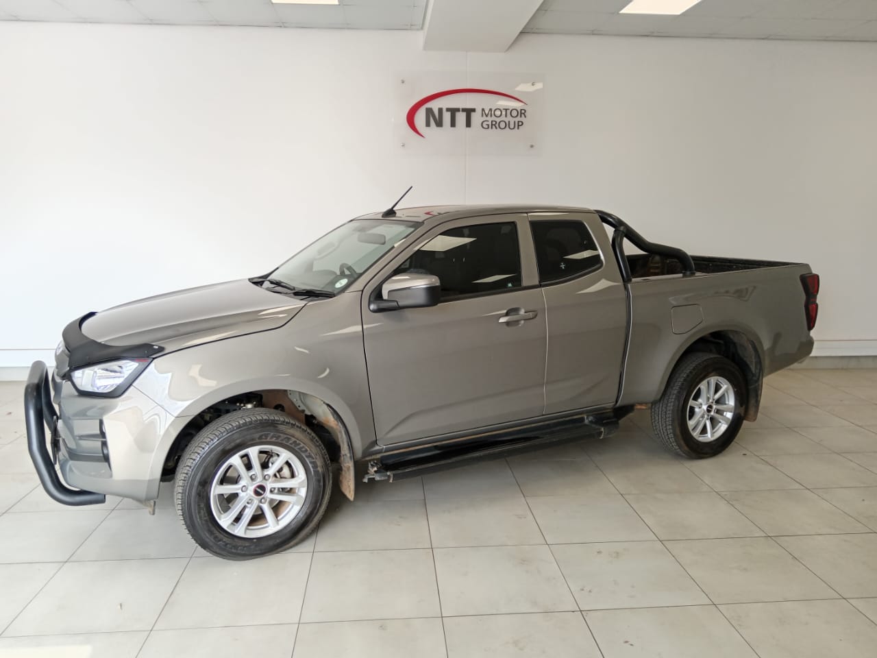 ISUZU D-MAX 1.9 Ddi HR LS A/T E-CAB for Sale in South Africa