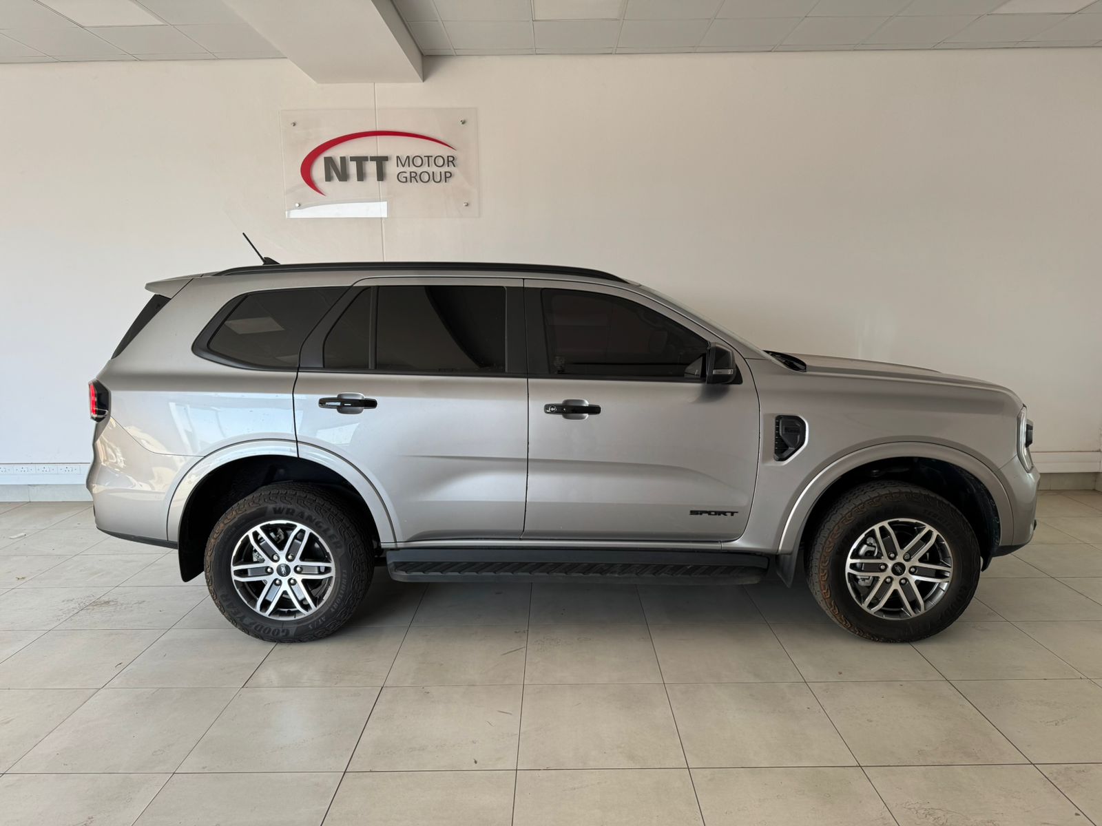 Used car gallery