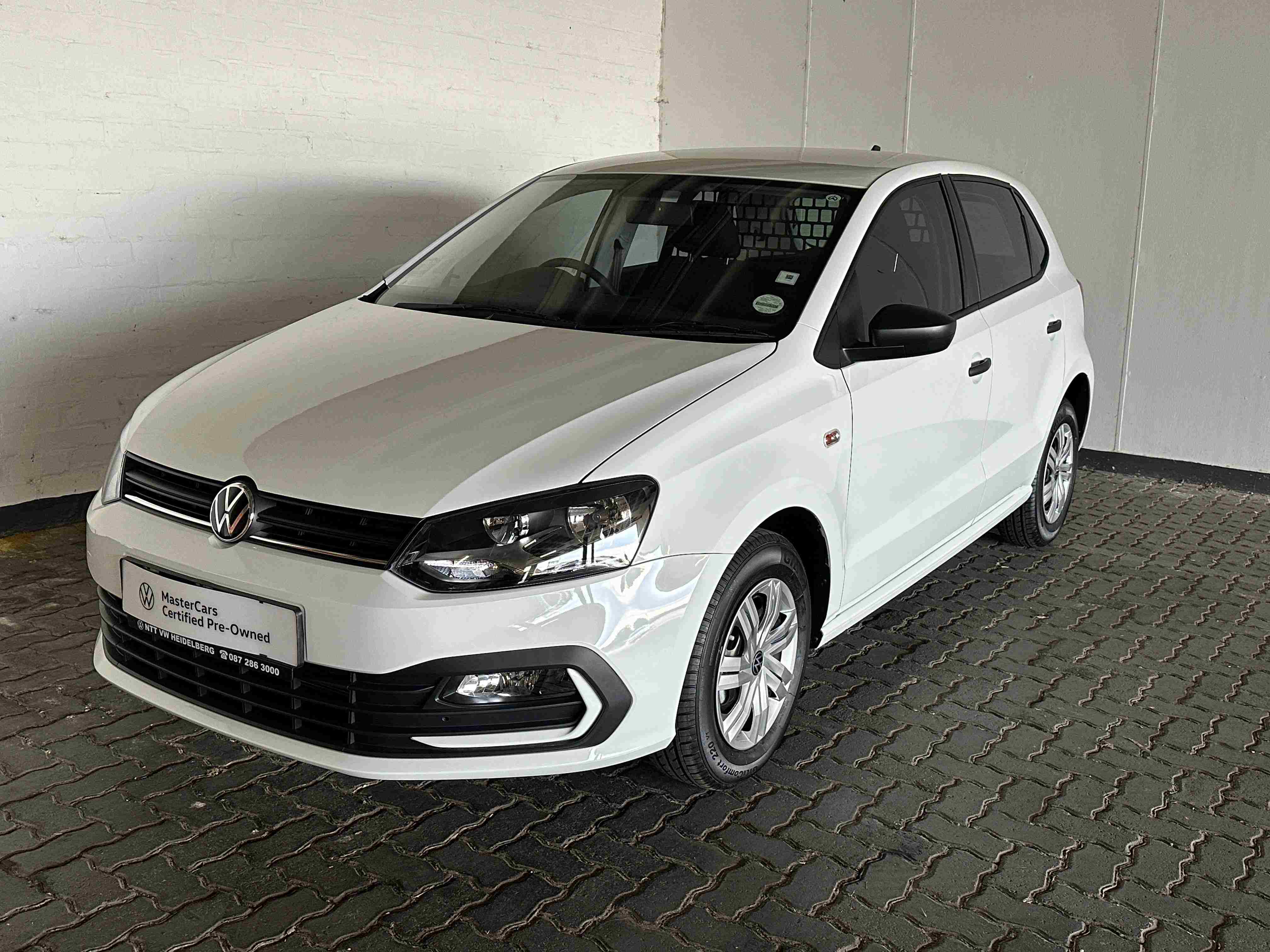 VOLKSWAGEN POLO VIVO 1.4 XPRESS  for Sale in South Africa