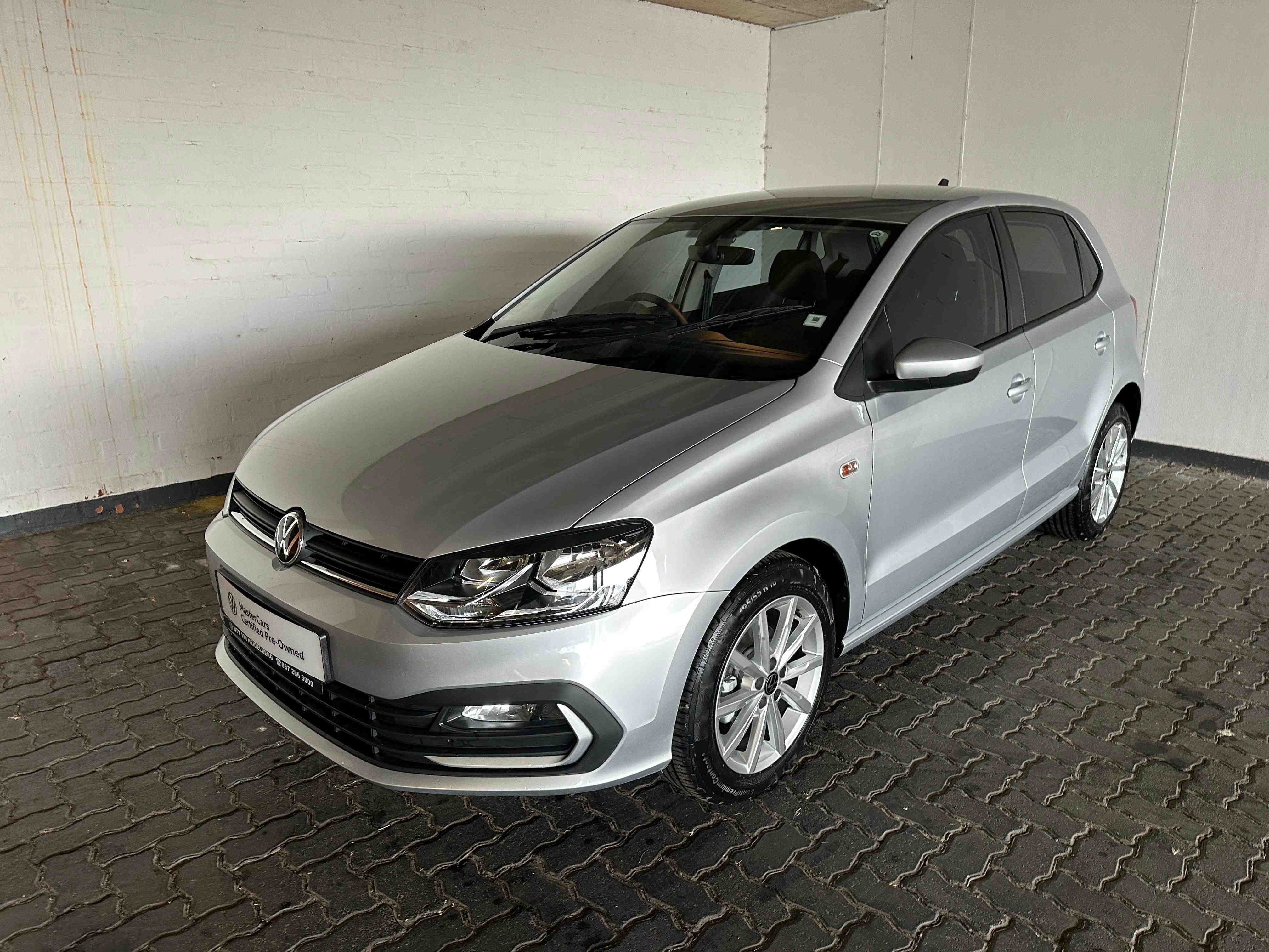 VOLKSWAGEN POLO VIVO 1.4 LIFE for Sale in South Africa