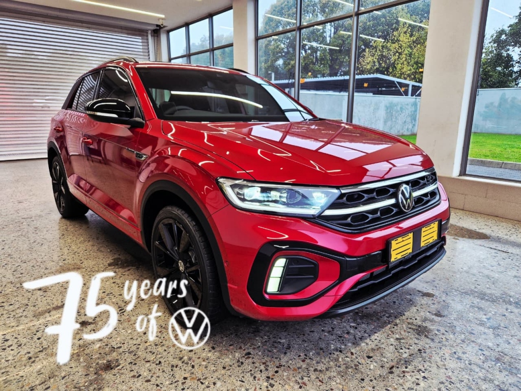 VOLKSWAGEN T-ROC 2.0 TSI 4M R-LINE DSG for Sale in South Africa